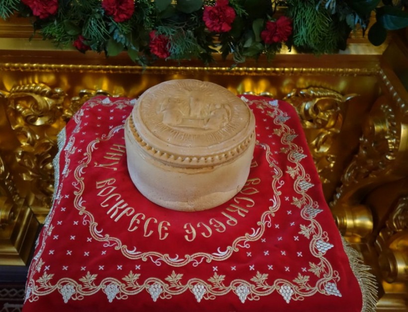 Протоіерей Павелъ Левашевъ – Артосъ