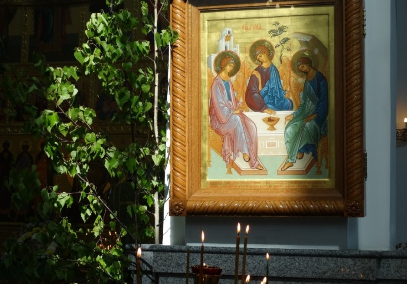 Пѣснь о Таинствѣ Пресвятой Троицы (Стихотвореніе).