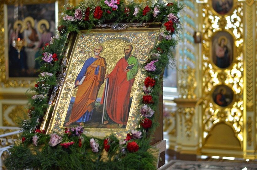 Жизнь и труды свв. первоверховныхъ апостоловъ въ насажденіи вѣры Христовой (Поученіе въ день свв. первоверховныхъ апостоловъ Петра и Павла).
