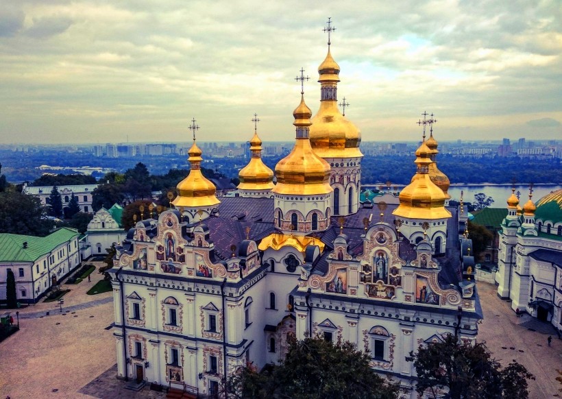 Владиміръ Григорьевичъ Шайдицкій – Сказаніе объ основаніи Св. Кіево-Печерской Лавры и о созданіи въ ней великой церкви.