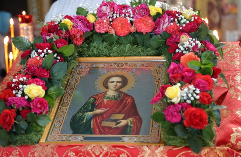 Іеромонахъ Пантелеимонъ – О пагубной страсти сребролюбія и любостяжанія (Слово на день св. великомученика и цѣлителя Пантелеимона).