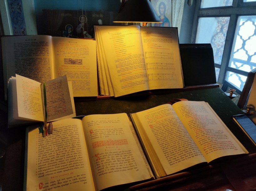 Владиміръ Никаноровичъ Тацентовъ – Связь и отношеніе между Цвѣтной Тріодью и Октоихомъ съ Минеею по сравненію съ Постной Тріодью.