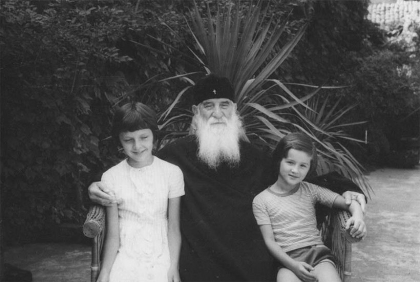 Архимандрит Иустин (Попович) – ИЗБИЕНИЕ ДУШ. Из неопубликованной проповеди на Введение во храм Пресвятой Богородицы.
