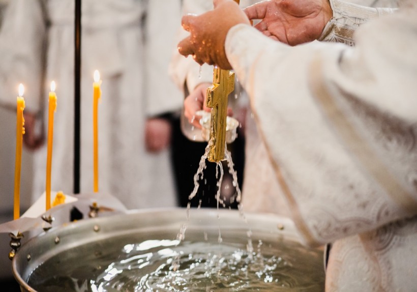 Епископъ Поликарпъ (Розановъ) – Древность и происхожденіе христіанскаго обычая освящать воду.